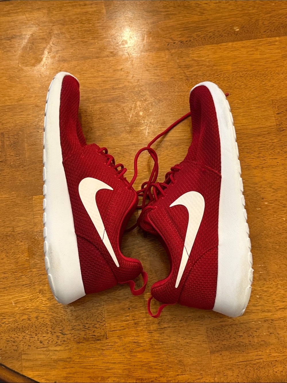 Nike Mens Red Sneakers with White Swoosh size 8